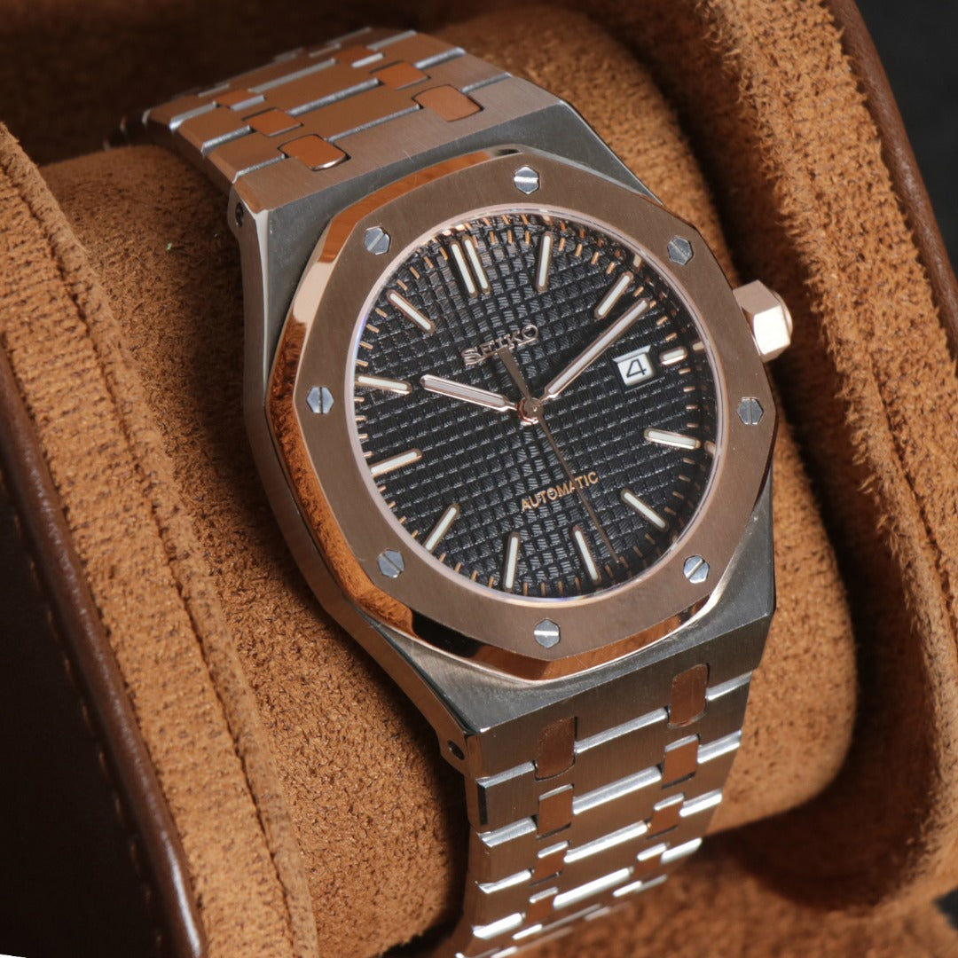 Octagonal Black Automático – Classic Integrated NH35