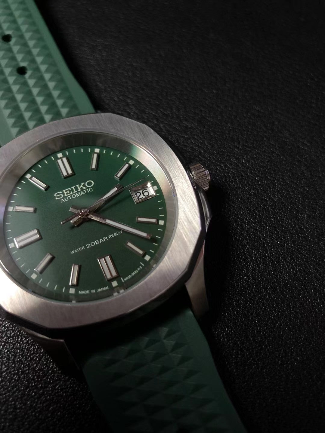 Sport Classic Automático – Green Dial Rubber NH35