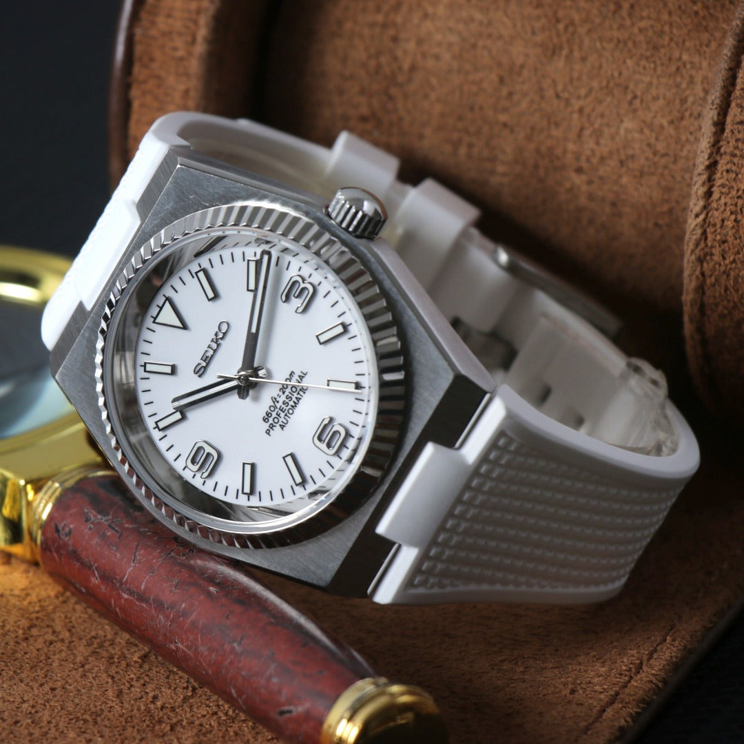 Integrated Sport Automatic White Dial – NH35