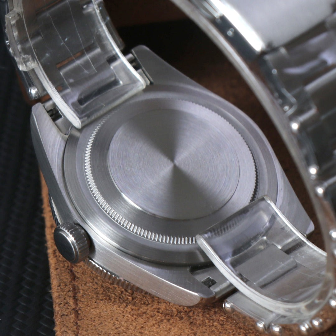 Classic Diver Automático Green Bezel – NH35