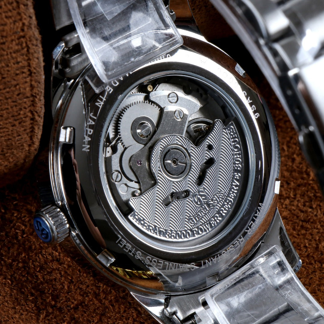 GMT Heritage Red Dial – Automático Luxury Sport 40 mm