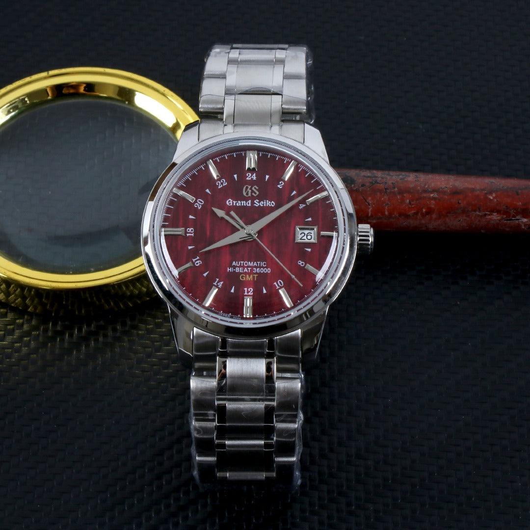 GMT Heritage Red Dial – Automático Luxury Sport 40 mm