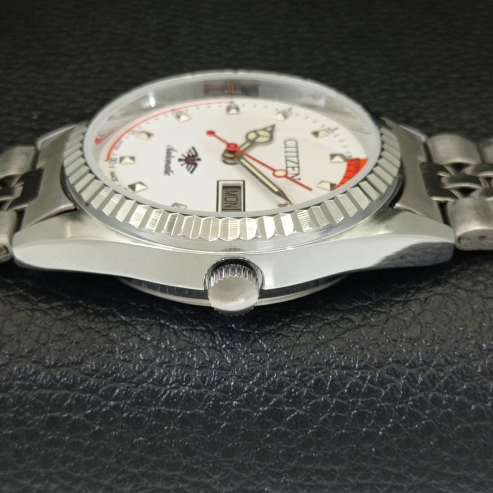 Reloj de Pulsera Citizen 8200 - Esfera Blanca (⭐4,7)