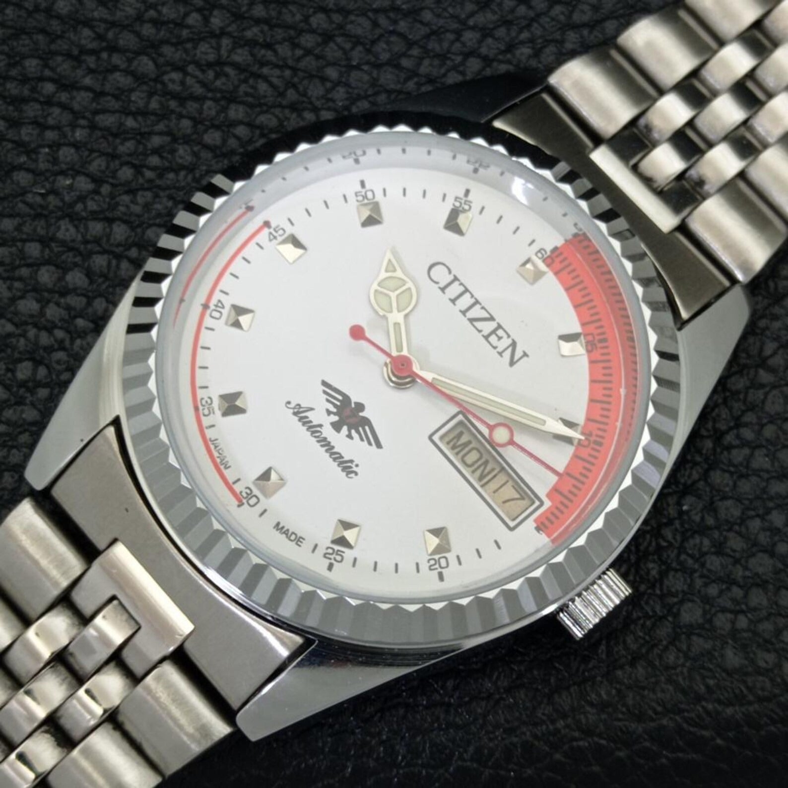 Reloj de Pulsera Citizen 8200 - Esfera Blanca (⭐4,7)