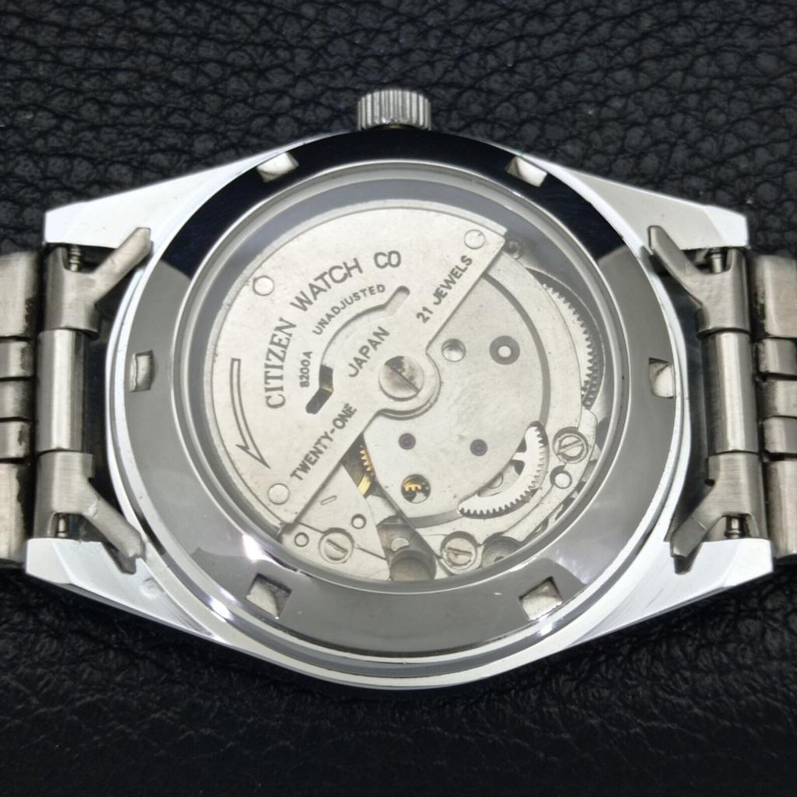 Reloj de Pulsera Citizen 8200 - Esfera Blanca (⭐4,7)