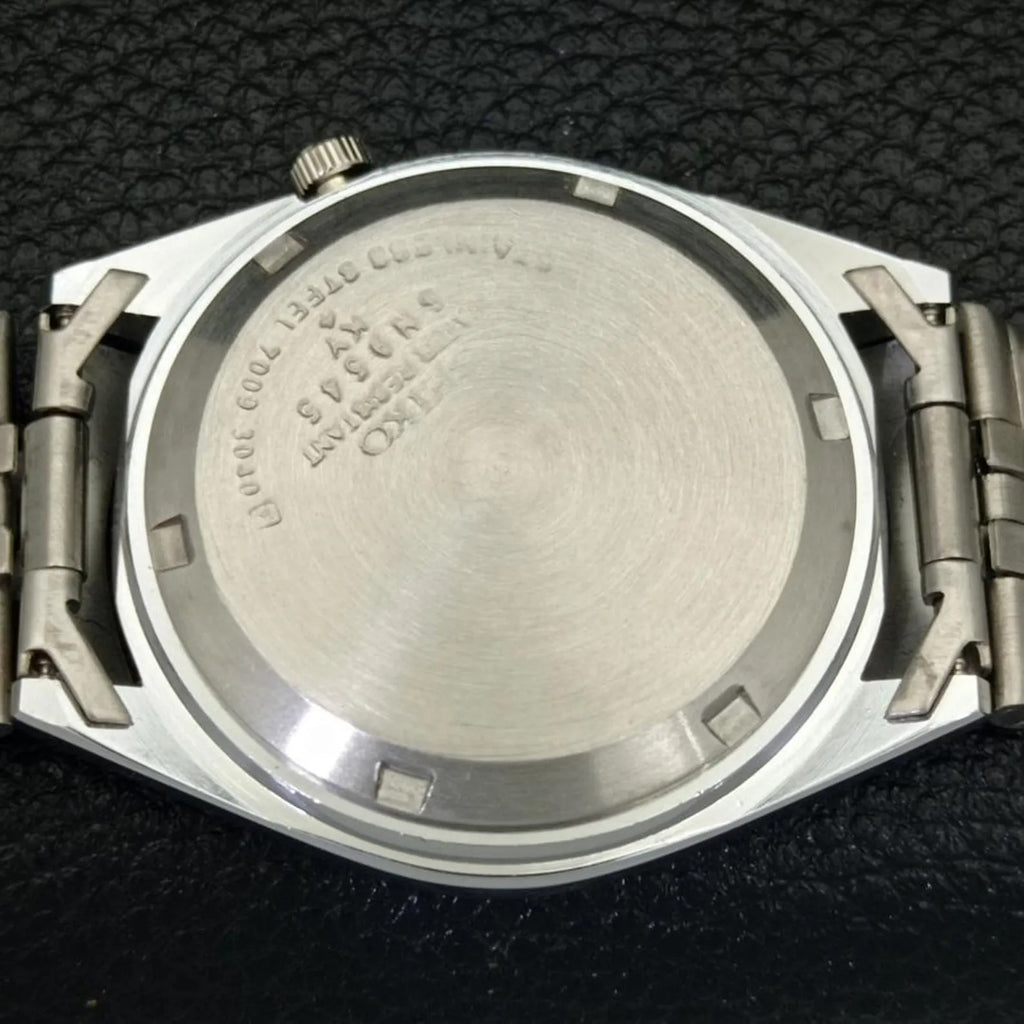 Reloj Vintage Seiko 5 Automático 7009A – Esfera Negra con Números Romanos (⭐5)