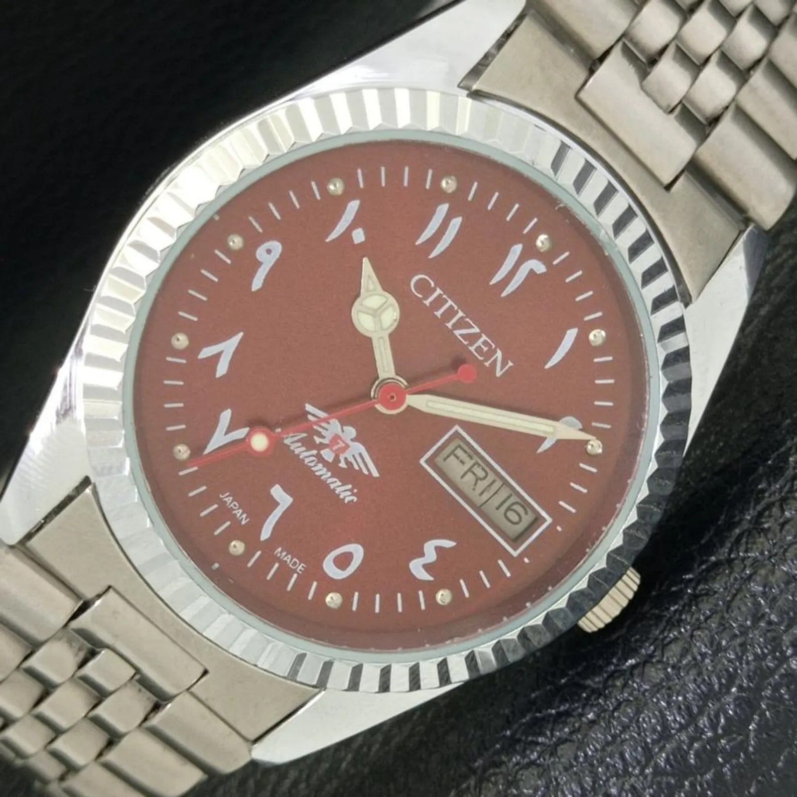 Reloj de Pulsera Citizen 8200 - Esfera roja (⭐4,8)