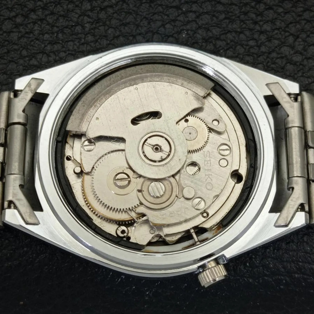 Reloj Vintage Seiko 5 Automático 7009A – Esfera Negra con Números Romanos (⭐5)