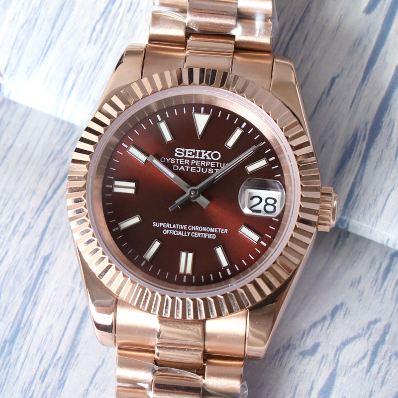 Classic Date Automático – Burgundy Rose Gold Steel NH35