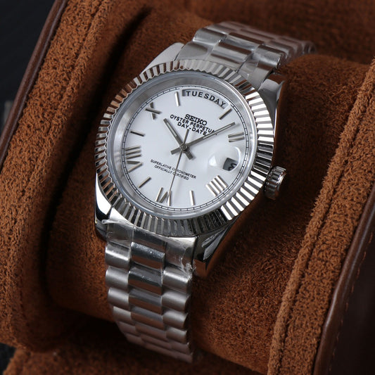 Classic Automático – Silver White Day-Date