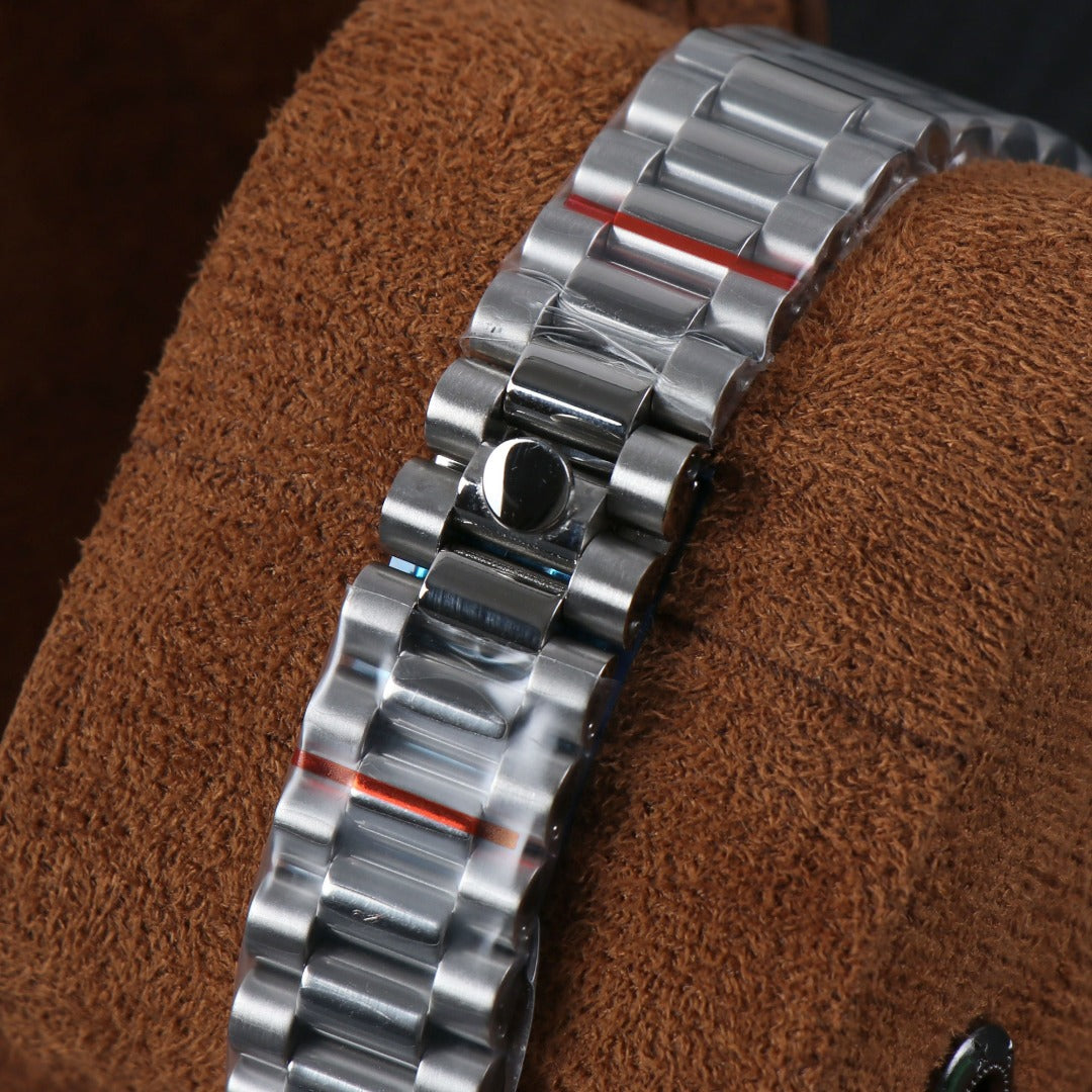 Classic Automático – Silver White Day-Date