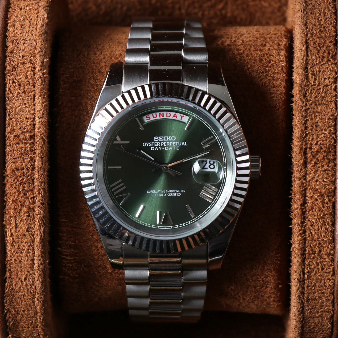 Classic Automático – Dark Steel Green Day-Date