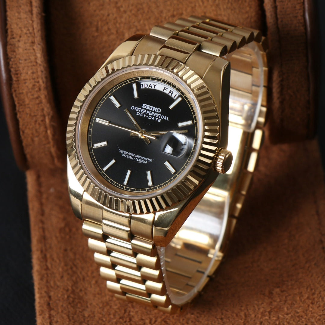 Classic Automático – Full Gold Black Dial Day-Date