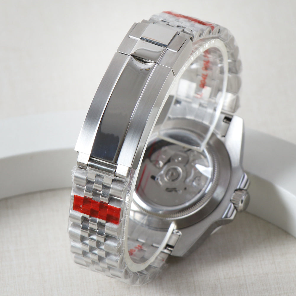 White Black-Gold GMT Automático – Classic Traveler NH34