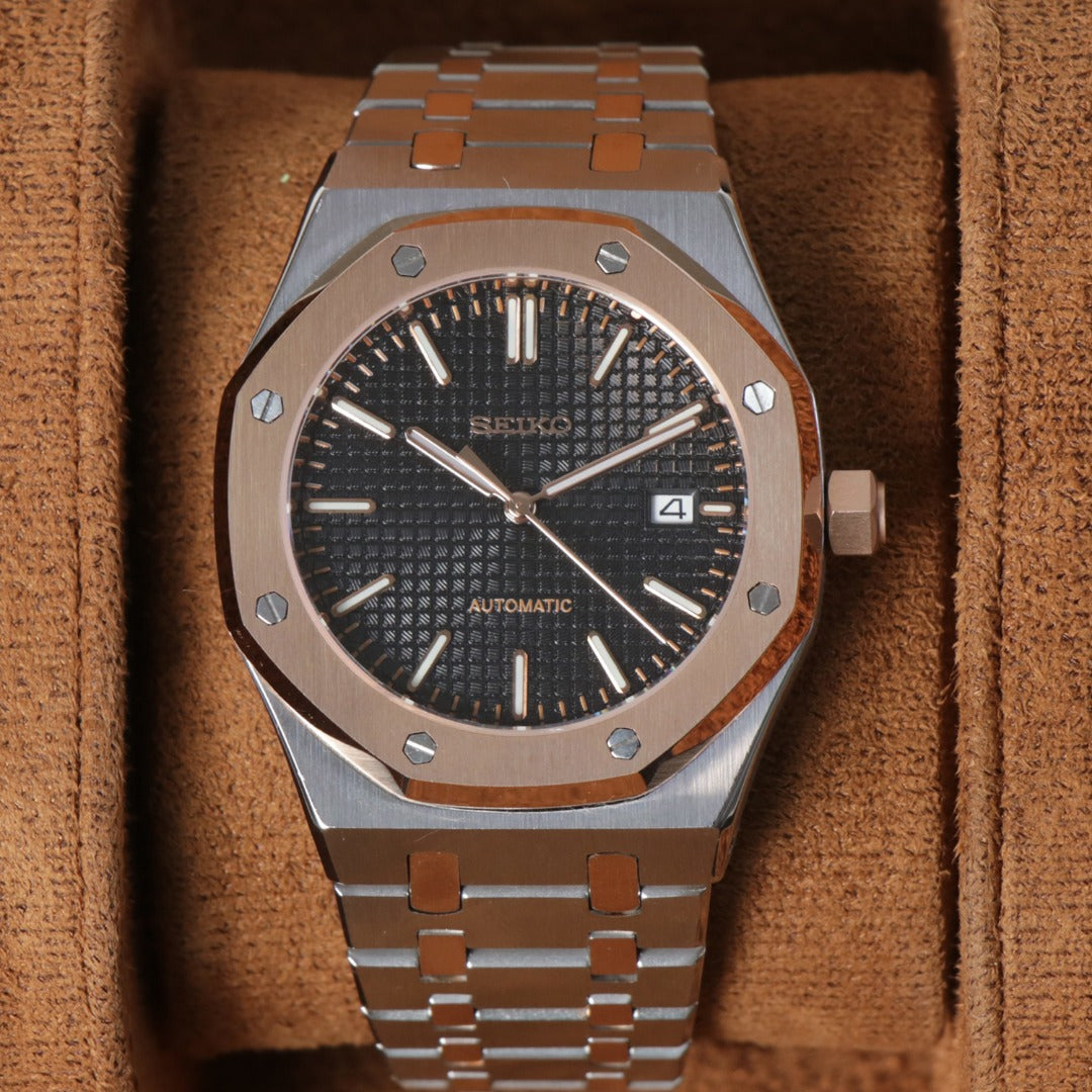 Octagonal Black Automático – Classic Integrated NH35