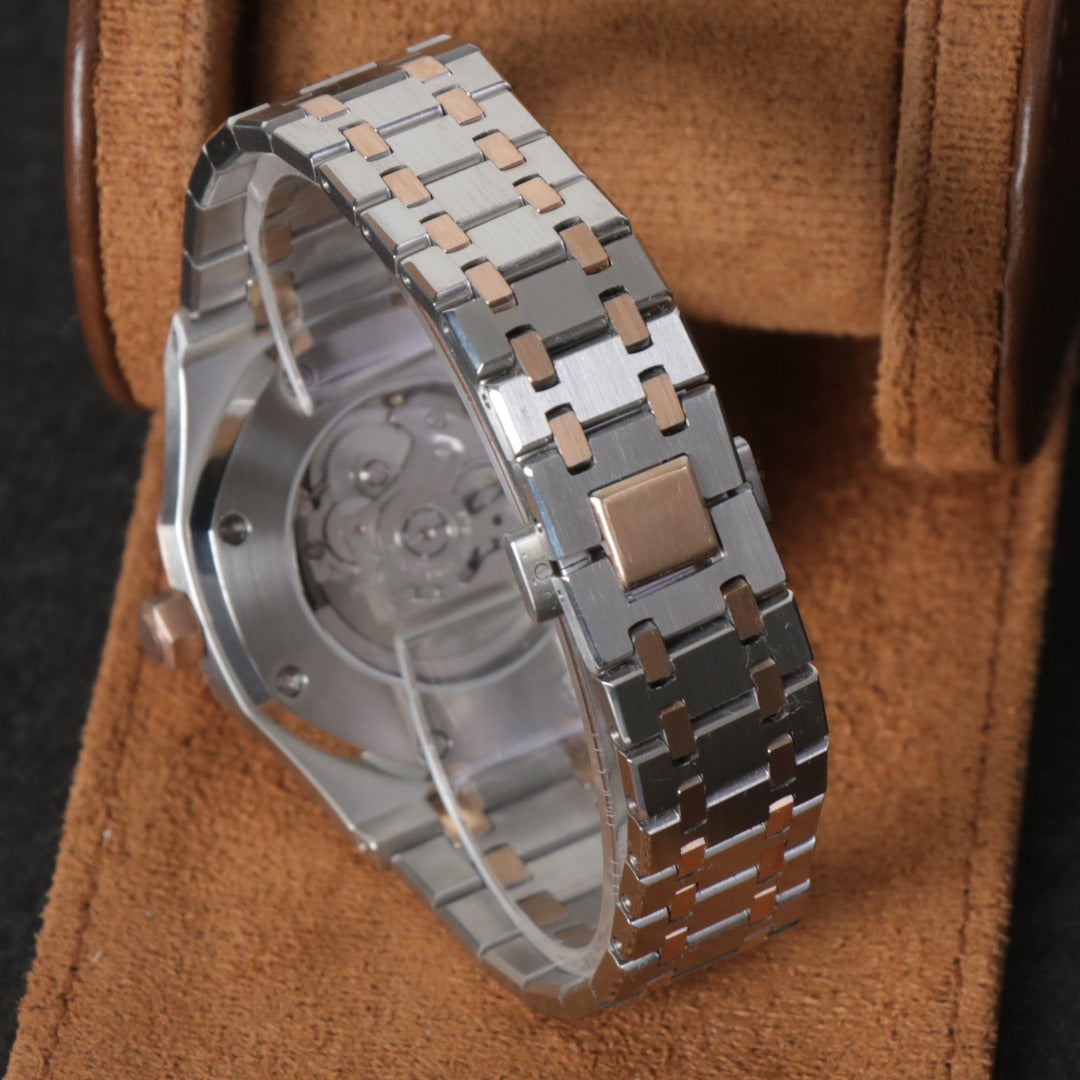 Octagonal Black Automático – Classic Integrated NH35