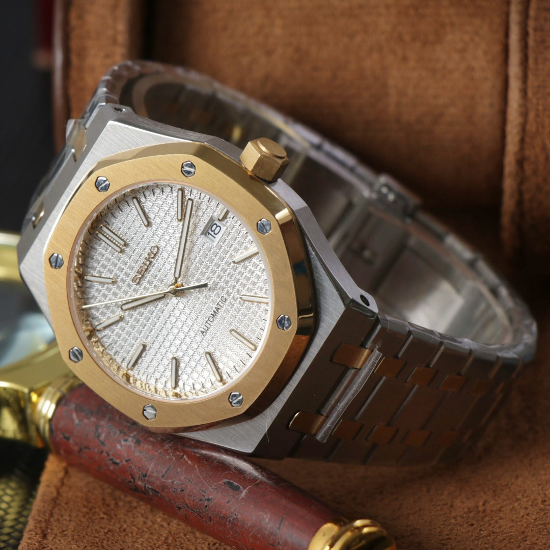 Octagonal Gold Automático – Classic Integrated NH35